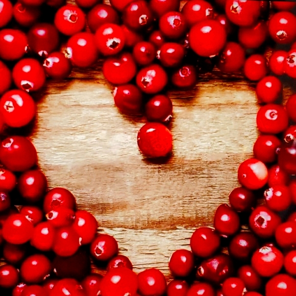 Meet your Posher, Lynn - Picture 2 of 2